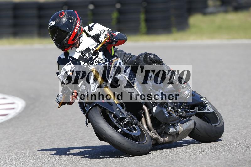 /Archiv-2025/48 25.08.2025 Cornu Master School ADR/rot-rouge/112